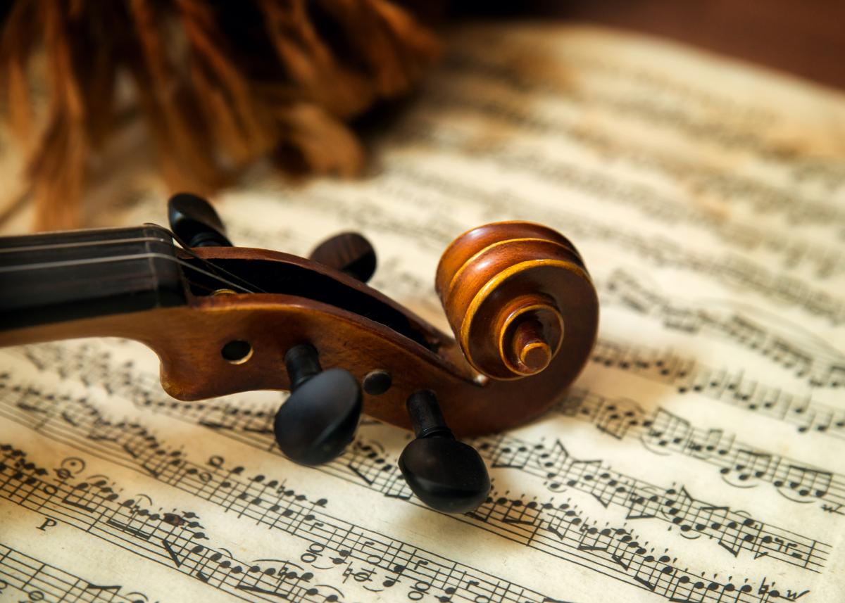 an image evocative of sophisticated music