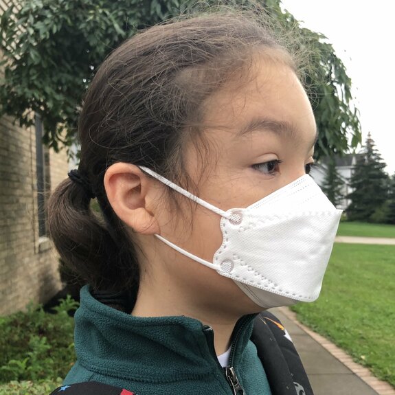 child's KN95 mask